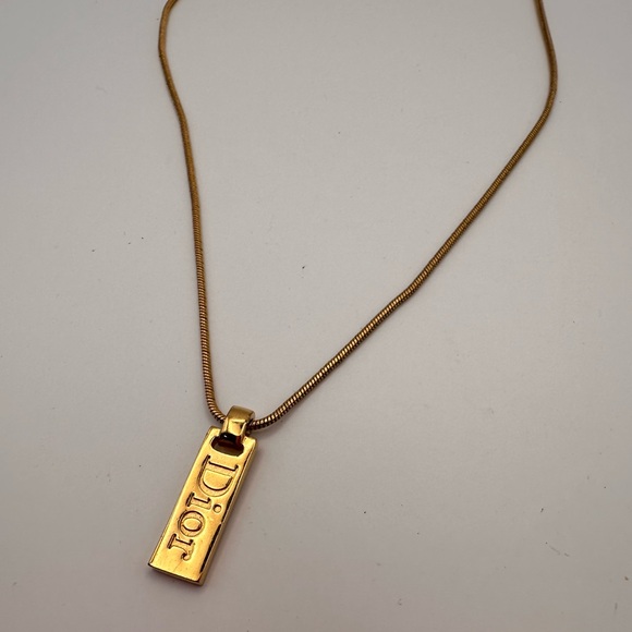 Dior necklace - Picture 10 of 11
